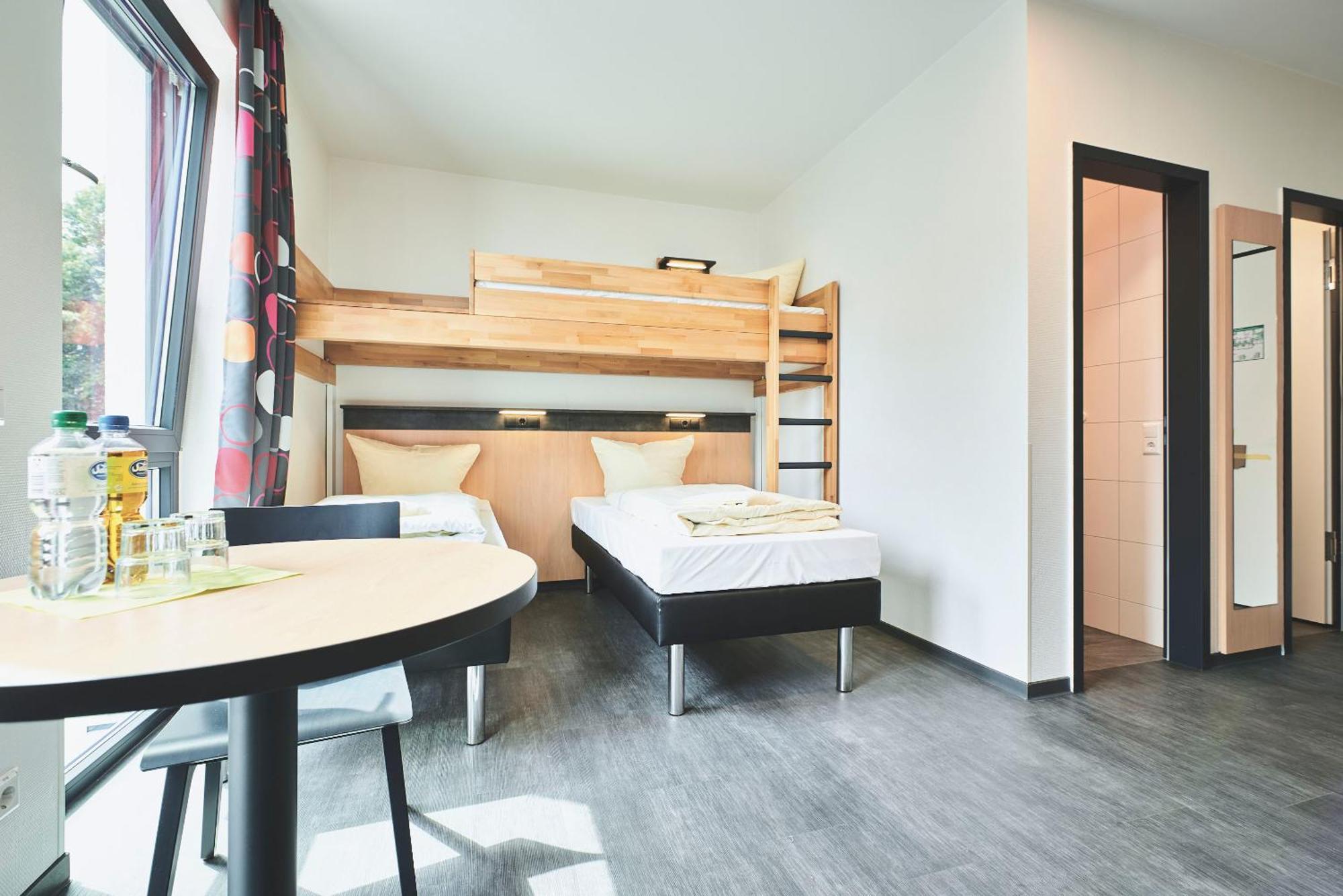 Jugendgaestehaus Aasee Hostel *